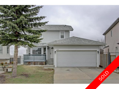 Applewood Park House for sale: 4 bedroom 1,181 sq.ft. (Listed 2017-04-27)