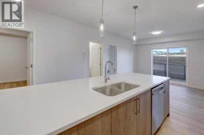 Glacier Ridge Apartment for sale: 2 bedroom 732 sq.ft. (Listed 2026-02-20)