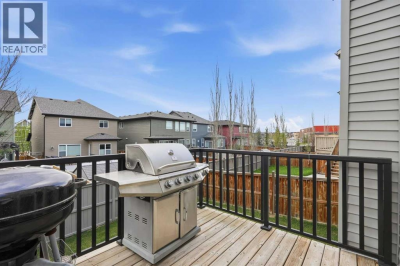 Evanston House for sale: 3 bedroom 1,885 sq.ft. (Listed 2026-05-25)