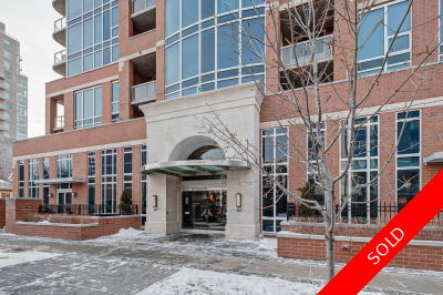 CONNAUGHT Condominium for sale: The MONTANA 1 + DEN 656 sq.ft. (Listed 2015-07-28)